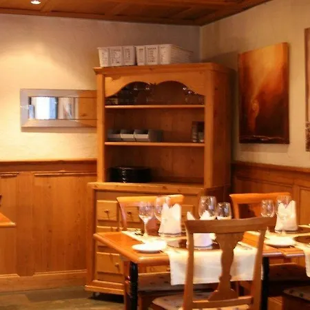 فندق Italian Lifestyle & Osteria Chartreuse