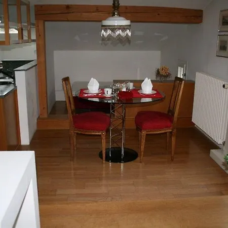 Hotell Italian Lifestyle & Osteria Chartreuse 3*