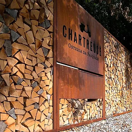 Italian Lifestyle & Osteria Chartreuse فندق 3*
