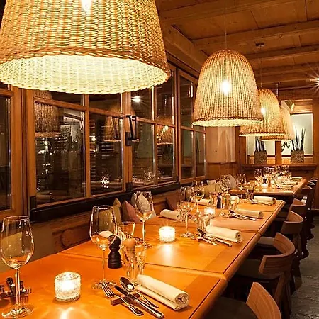 Italian Lifestyle & Osteria Chartreuse فندق