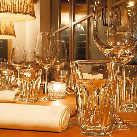 Italian Lifestyle & Osteria Chartreuse 3*