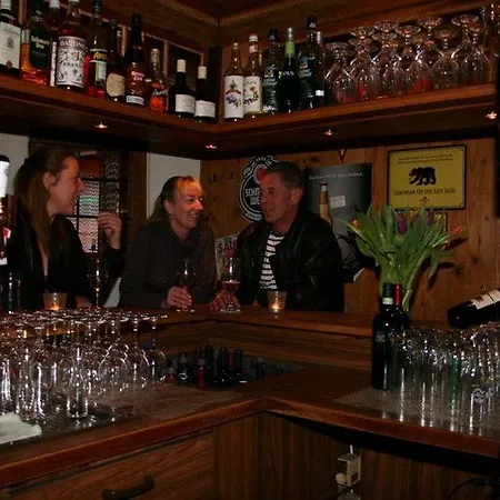 Italian Lifestyle & Osteria Chartreuse 3* ثون