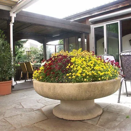 Italian Lifestyle & Osteria Chartreuse فندق 3*