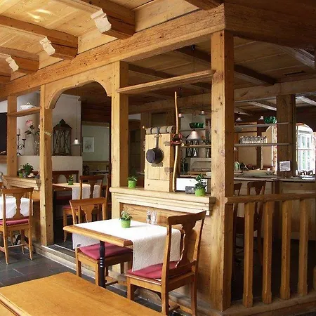 Italian Lifestyle Hotel&osteria Chartreuse Hilterfingen