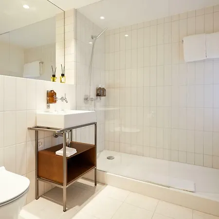 Italian Lifestyle & Osteria Chartreuse Hotel 3*