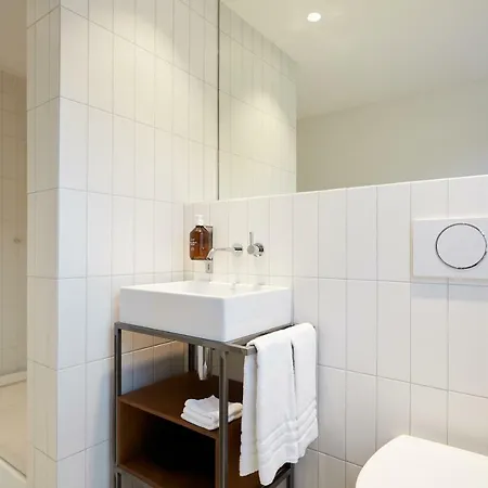 Italian Lifestyle & Osteria Chartreuse Hotell 3*