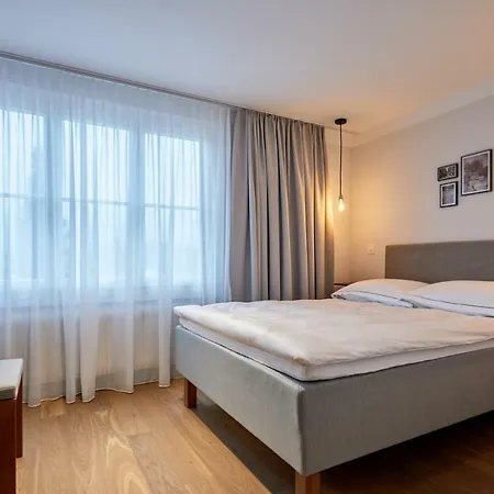 Italian Lifestyle & Osteria Chartreuse 3*