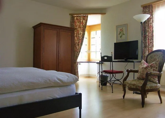 Italian Lifestyle & Osteria Chartreuse Hilterfingen