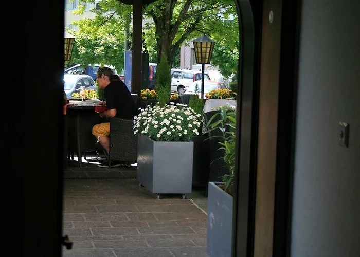 Hotel Italian Lifestyle & Osteria Chartreuse Hilterfingen