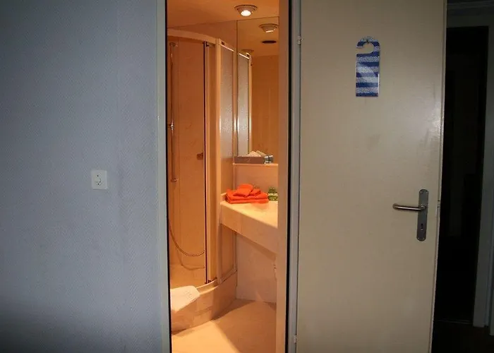 Italian Lifestyle & Osteria Chartreuse Hotel