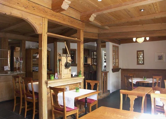 Italian Lifestyle & Osteria Chartreuse Hotel Hilterfingen