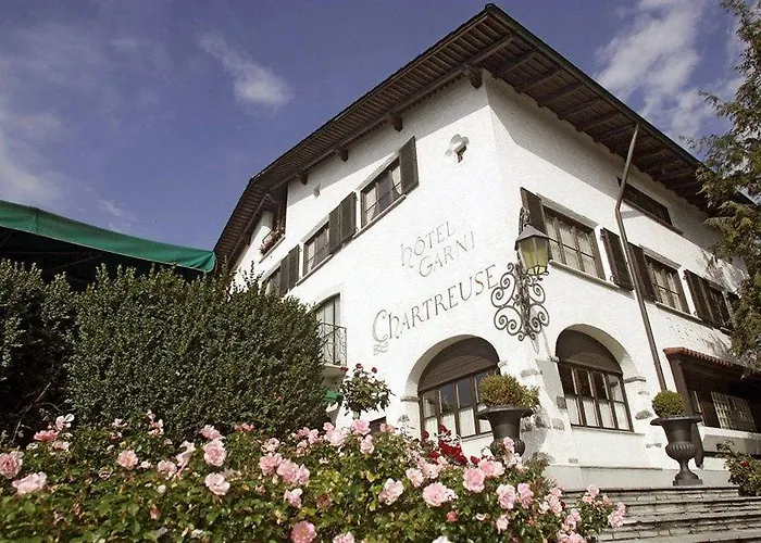 Italian Lifestyle & Osteria Chartreuse Hotel