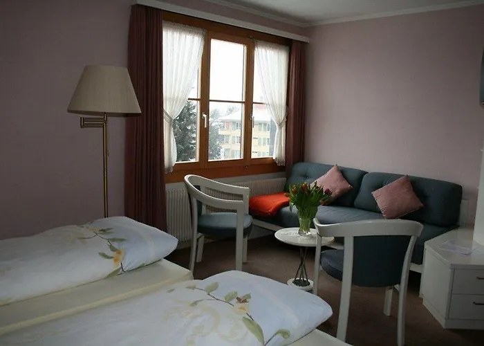 Italian Lifestyle & Osteria Chartreuse Hotel Hilterfingen