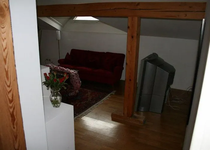 Italian Lifestyle & Osteria Chartreuse 3*