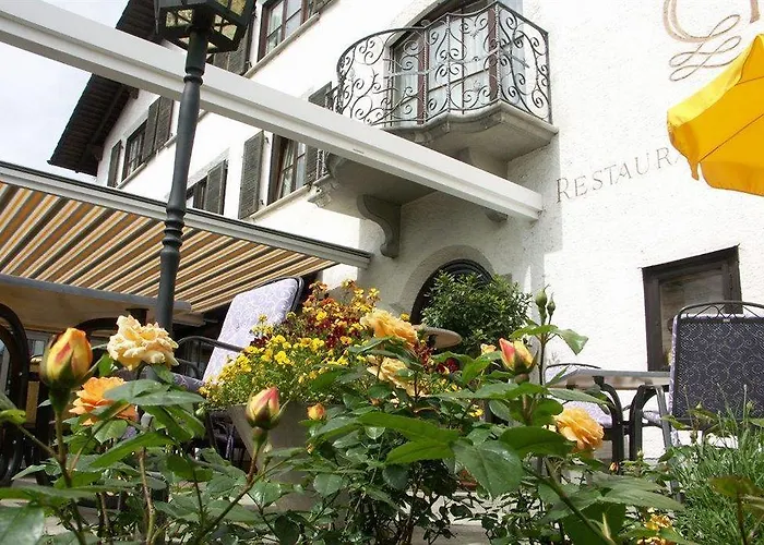 Italian Lifestyle & Osteria Chartreuse Hotel