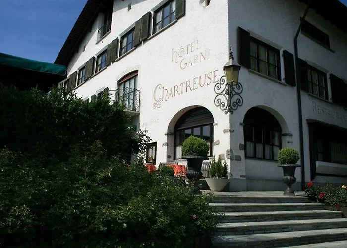 Italian Lifestyle & Osteria Chartreuse 3* Hilterfingen