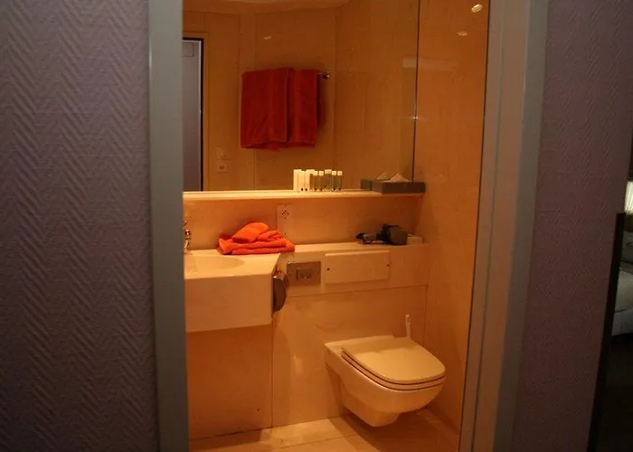 Italian Lifestyle & Osteria Chartreuse 3*