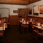 Italian Lifestyle & Osteria Chartreuse 3*
