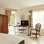Hotel Italian Lifestyle & Osteria Chartreuse Hilterfingen