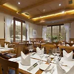 Italian Lifestyle & Osteria Chartreuse Hotel