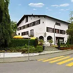Italian Lifestyle & Osteria Chartreuse Hilterfingen