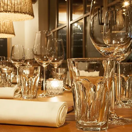 Italian Lifestyle & Osteria Chartreuse מלון 3*