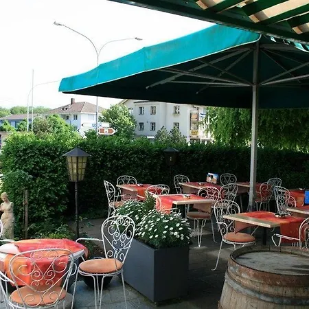 Italian Lifestyle & Osteria Chartreuse 3*