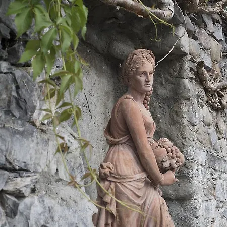 Italian Lifestyle & Osteria Chartreuse מלון 3*