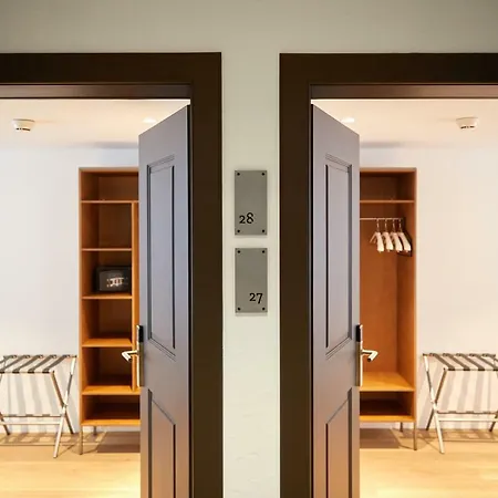 Italian Lifestyle & Osteria Chartreuse מלון 3*